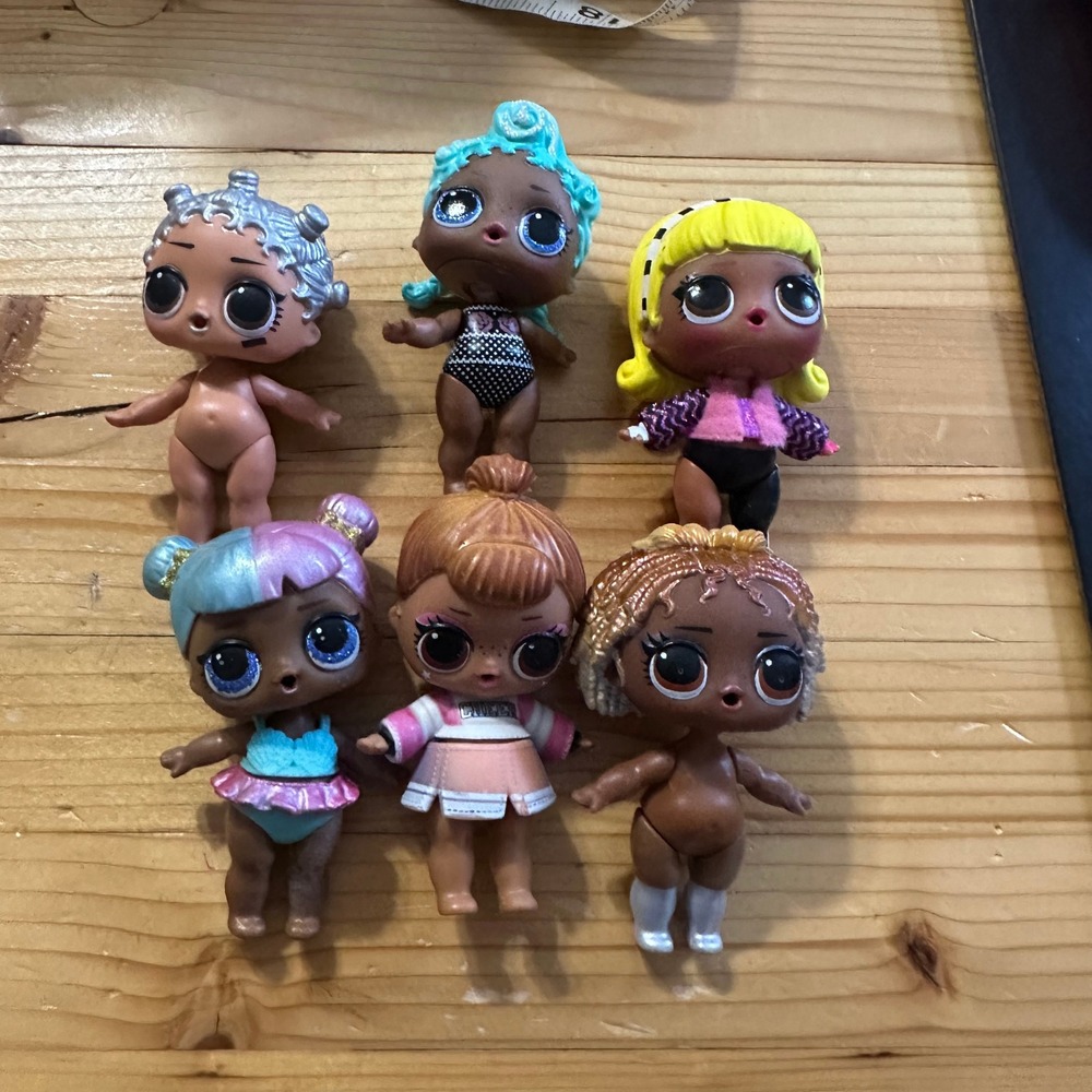 LOL Surprise Doll Lot of 6 MGA Entertainment Mini Figures Glitter Cheerleader